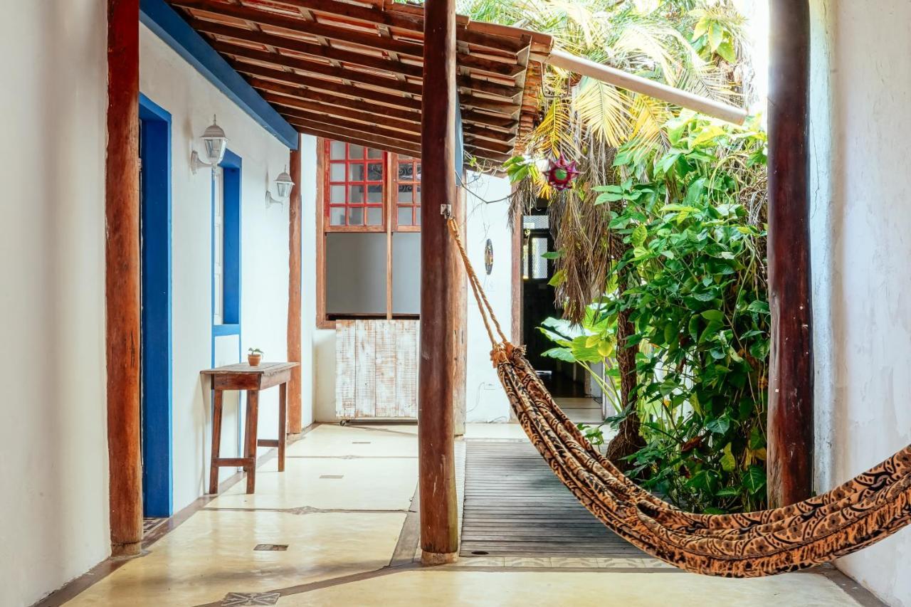 Tropicalia Hostel E Pousada Итакаре Экстерьер фото