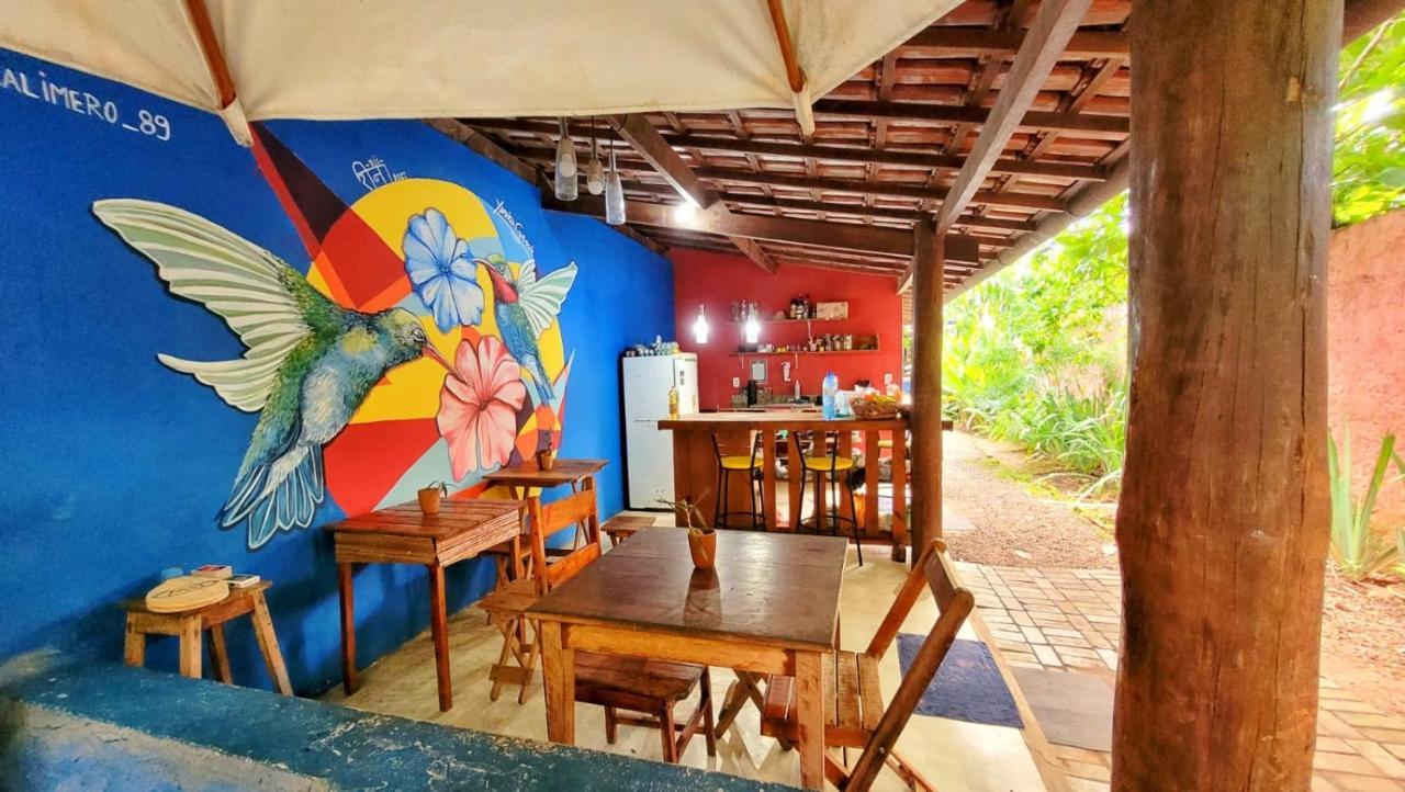Tropicalia Hostel E Pousada Итакаре Экстерьер фото